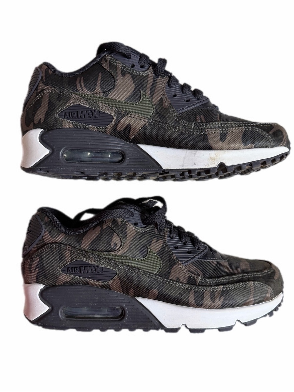 Nike women’s Air Max 90 CSE
SIZE 7.5 Oil grey/cargo khaki- white
With box - Picture 9 of 14